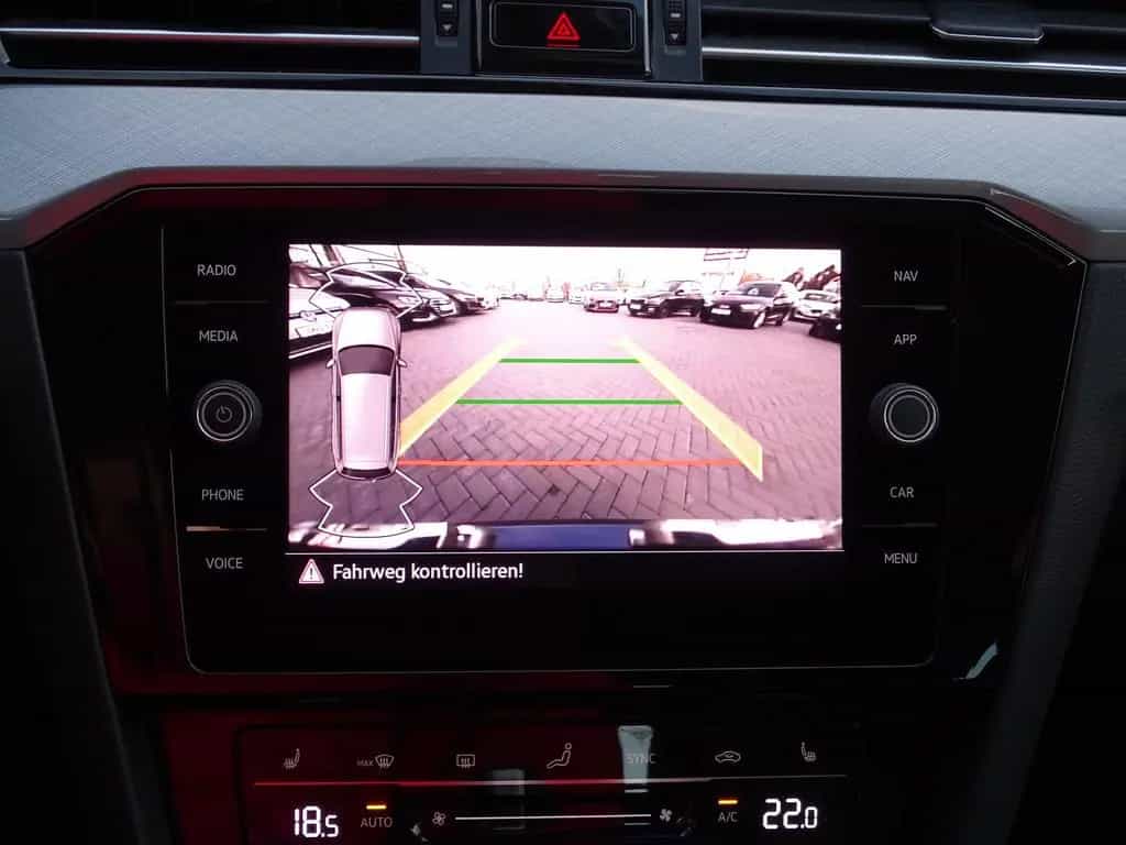 Volkswagen Passat Variant 1.5 16V TSI Business LED ACC Navi 02/2021-photo-15