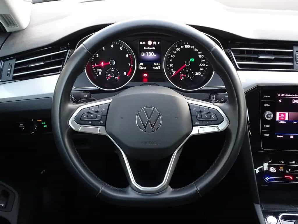 Volkswagen Passat Variant 1.5 16V TSI Business LED ACC Navi 02/2021-photo-19