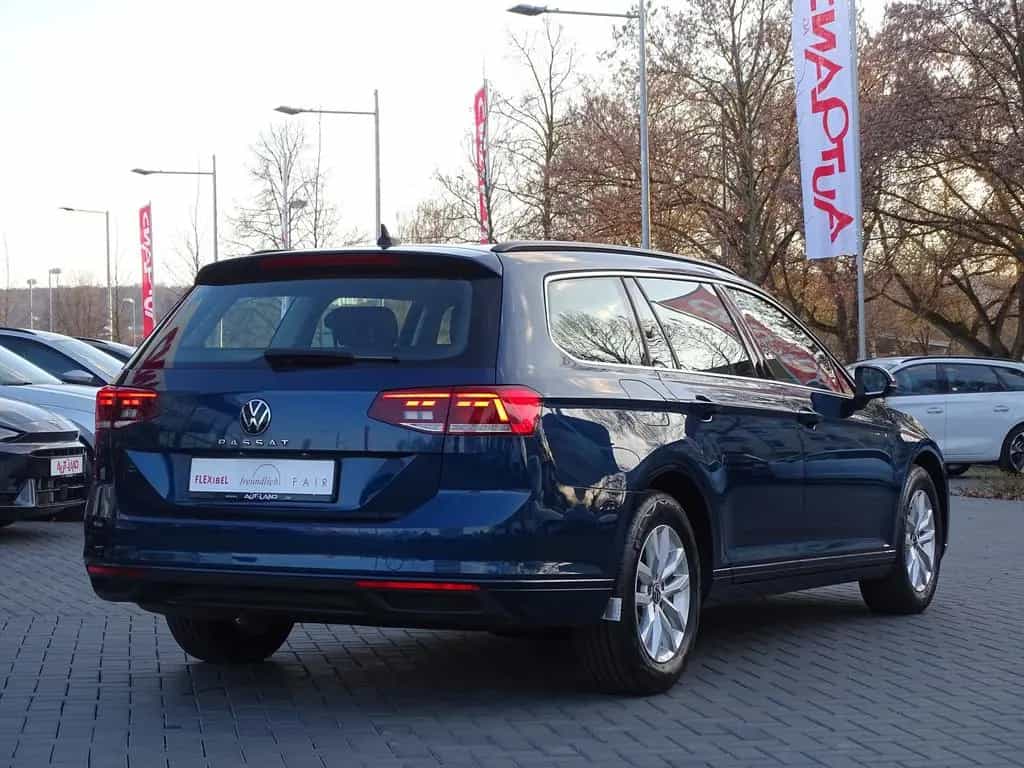 Volkswagen Passat Variant 1.5 16V TSI Business LED ACC Navi 02/2021-photo-4