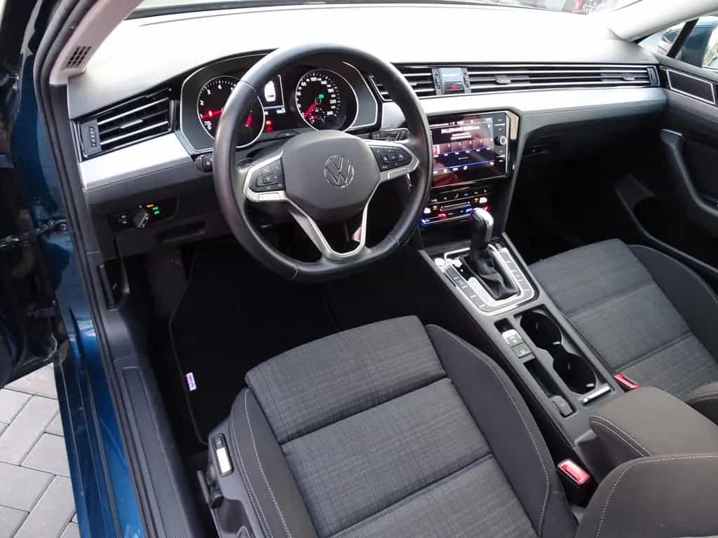 Volkswagen Passat Variant 1.5 16V TSI Business LED ACC Navi 02/2021-photo-8