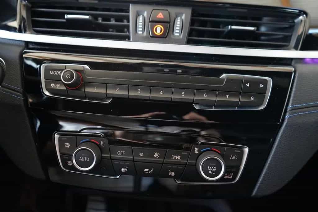 BMW X2 20i xDrive M Sport Aut. LED Navi Tempomat 04/2023-photo-17