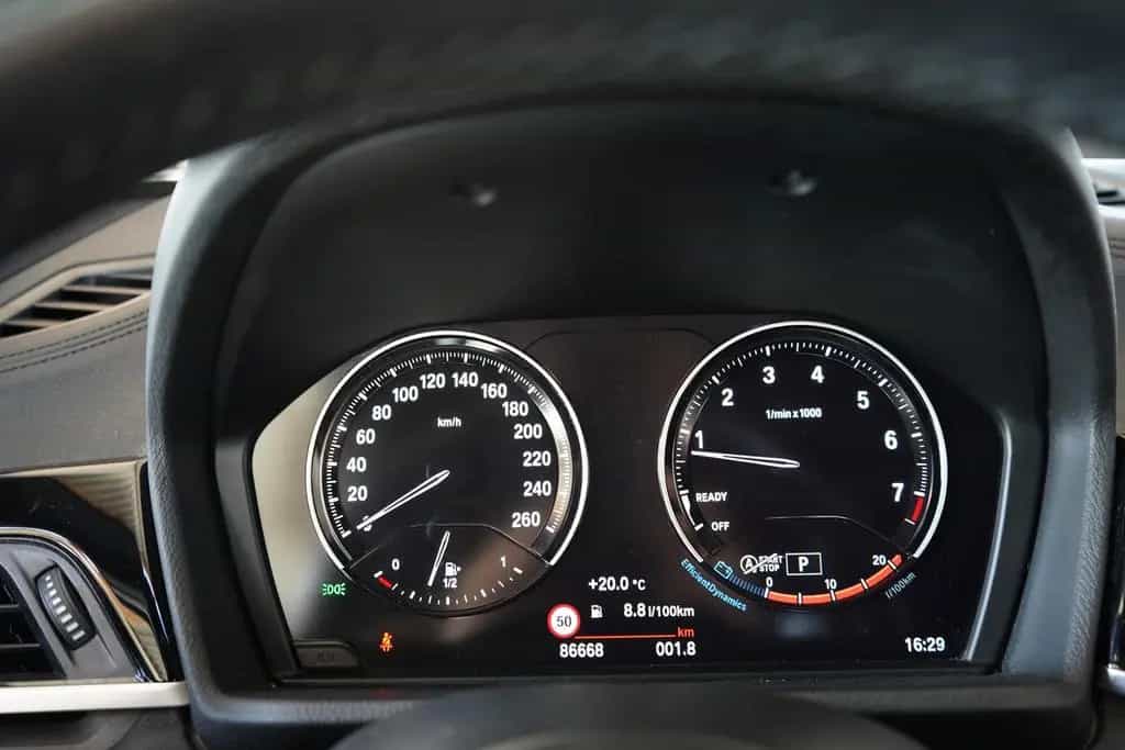 BMW X2 20i xDrive M Sport Aut. LED Navi Tempomat 04/2023-photo-25