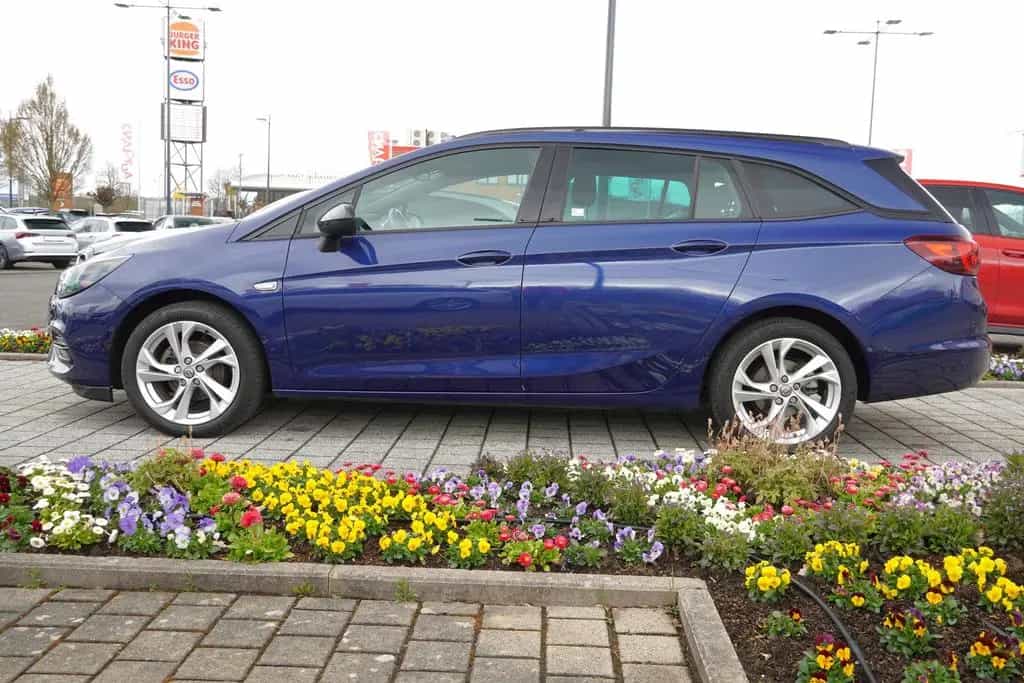 Opel Astra K ST 1.2 GS Line LED AHK Navi Kamera 04/2021-photo-4