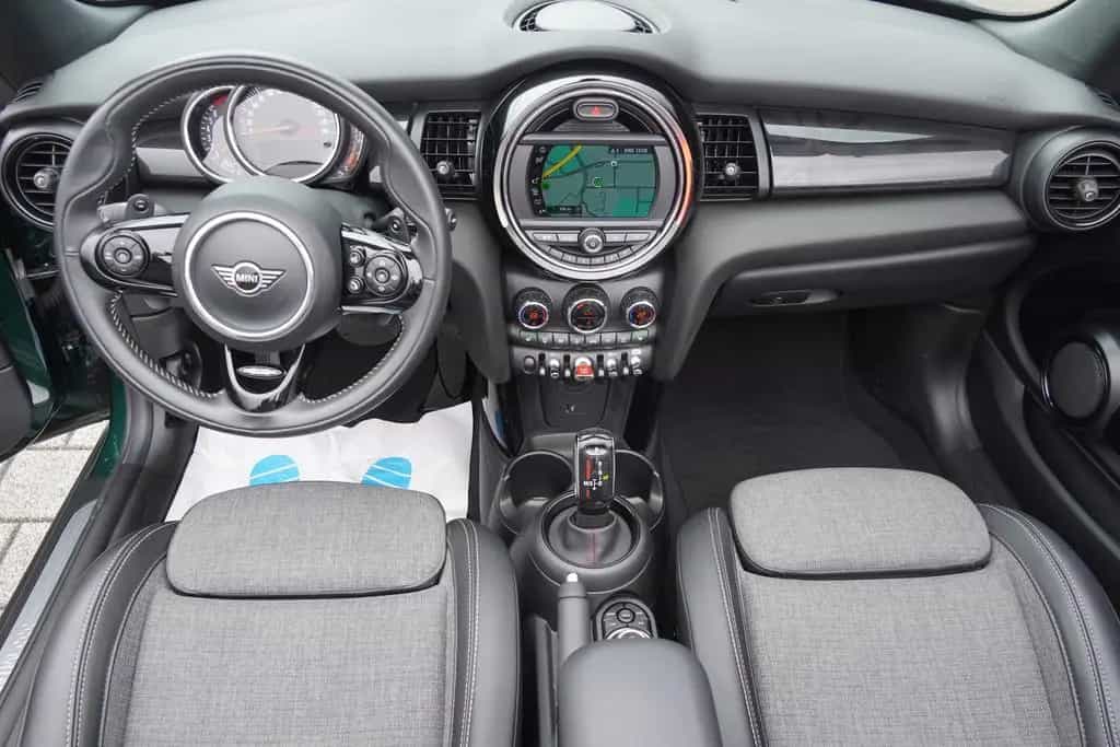 MINI Cooper S Cabrio 2.0 DSG LED Navi Tempomat 02/2019-photo-14