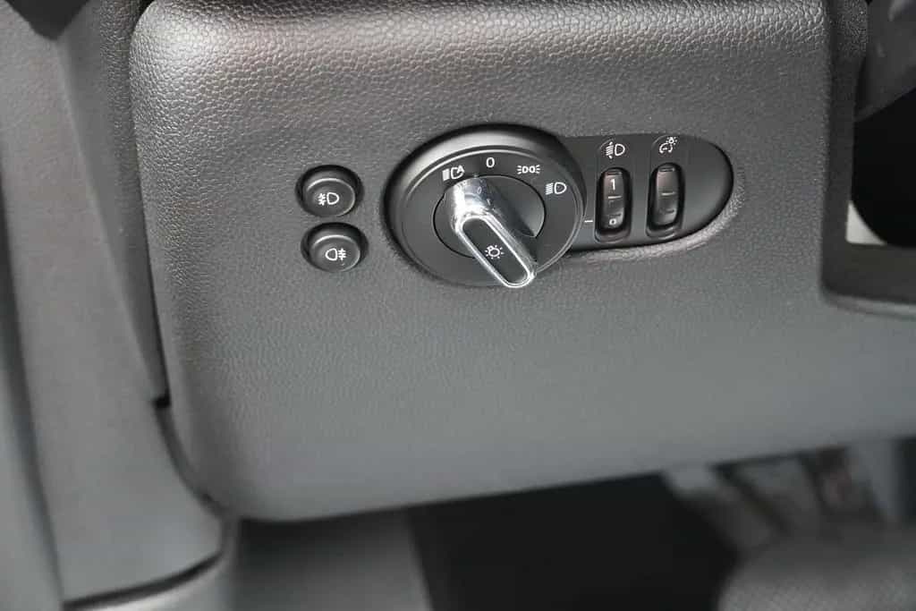 MINI Cooper S Cabrio 2.0 DSG LED Navi Tempomat 02/2019-photo-36