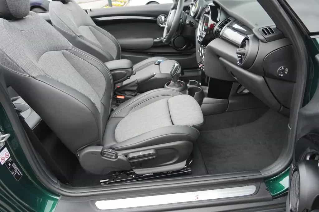 MINI Cooper S Cabrio 2.0 DSG LED Navi Tempomat 02/2019-photo-39