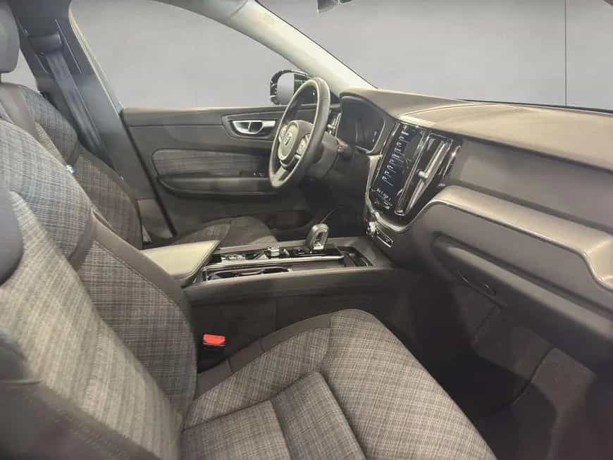 Volvo XC60 B4 AWD Core Aut Google-Maps LED Kamera 1.Ha 03/2023-photo-15