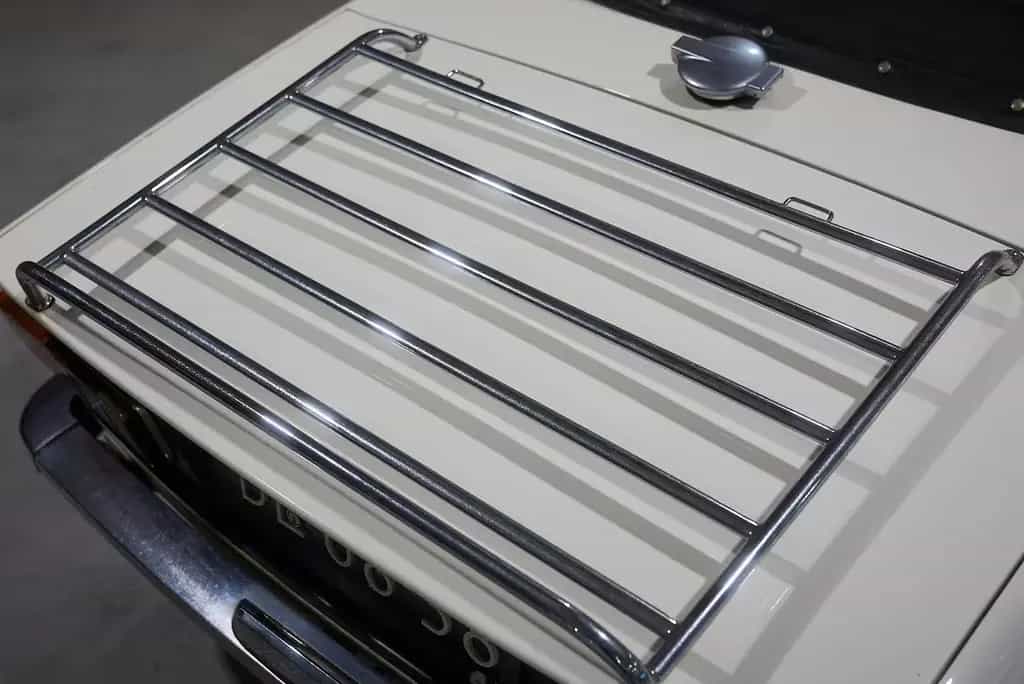 Triumph TR6 Soft Top 02/1971-photo-13