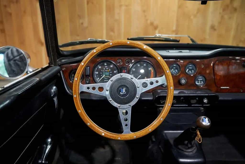 Triumph TR6 Soft Top 02/1971-photo-18