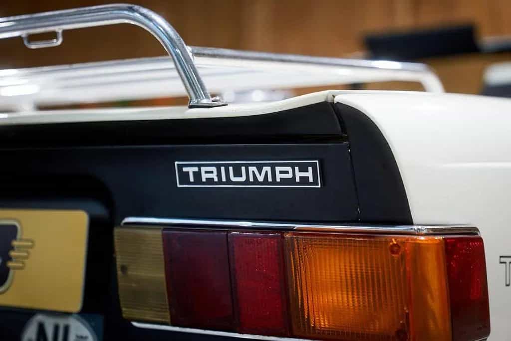 Triumph TR6 Soft Top 02/1971-photo-19