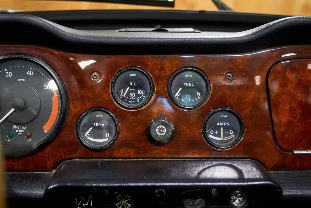 Triumph TR6 Soft Top 02/1971-photo-20
