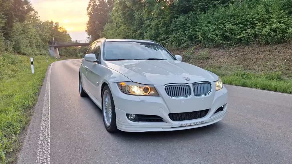 ALPINA D3 2,0 Bi-Turbo SWITCH-TRONIC 320d/325d/330d 02/2010-photo-0
