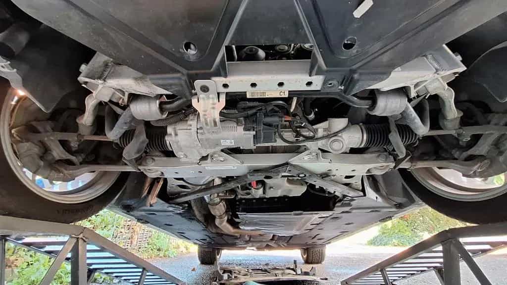 ALPINA D3 2,0 Bi-Turbo SWITCH-TRONIC 320d/325d/330d 02/2010-photo-14