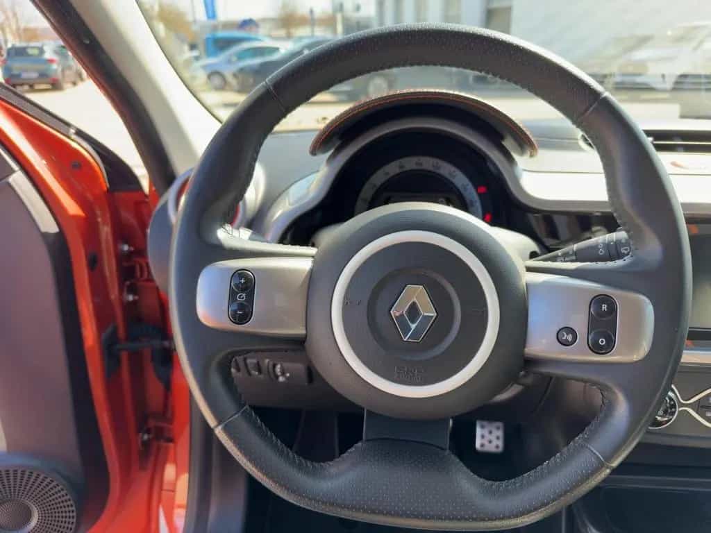 Renault Twingo 0.9 TCe 110 ENERGY GT LED*PDC*KlimaA*PDC 06/2017-photo-9