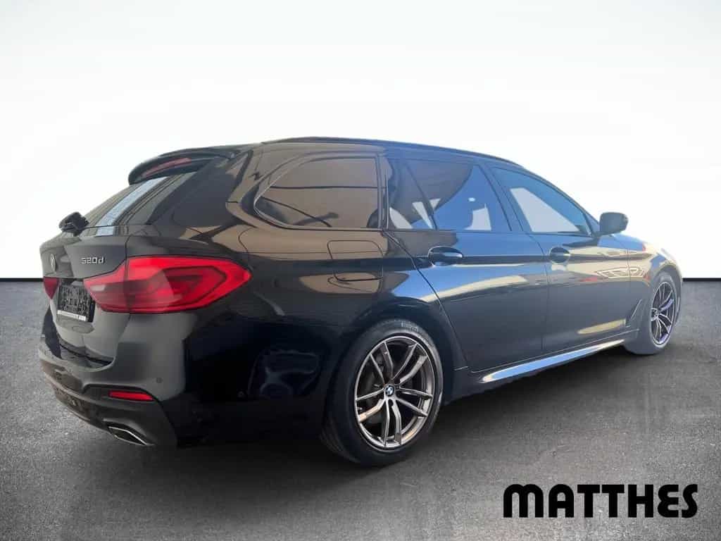 BMW 5 Series 520 D Sonnenschutzverglasung Rückfahrkamera PDC 06/2020-photo-2