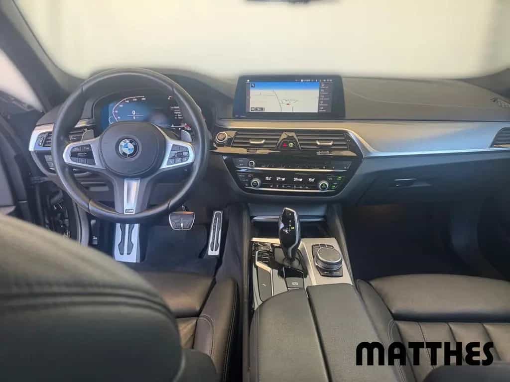 BMW 5 Series 520 D Sonnenschutzverglasung Rückfahrkamera PDC 06/2020-photo-9