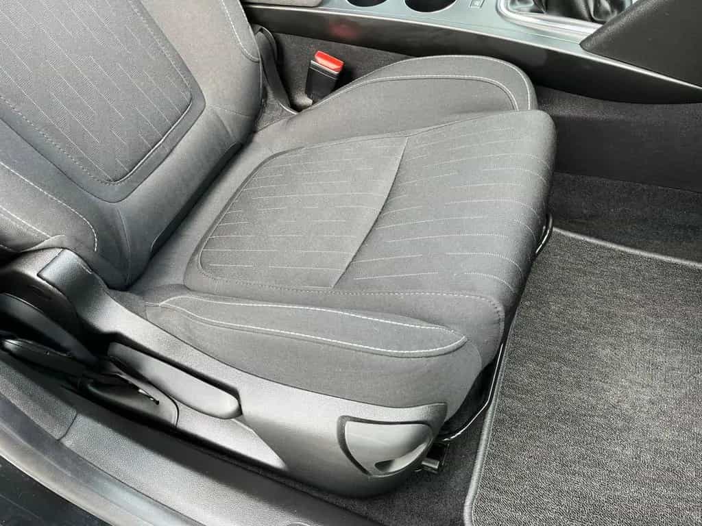 Renault Megane Grandtour 1.2TCe Limited Energy Deluxe 05/2018-photo-17