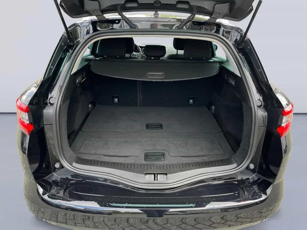 Renault Megane Grandtour 1.2TCe Limited Energy Deluxe 05/2018-photo-9