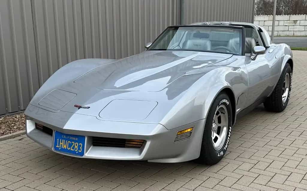 Corvette C3 Stingray T Top 07/1981-photo-12