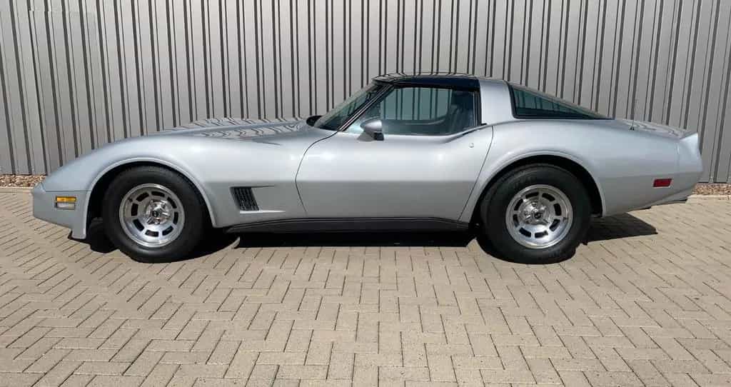 Corvette C3 Stingray T Top 07/1981-photo-14