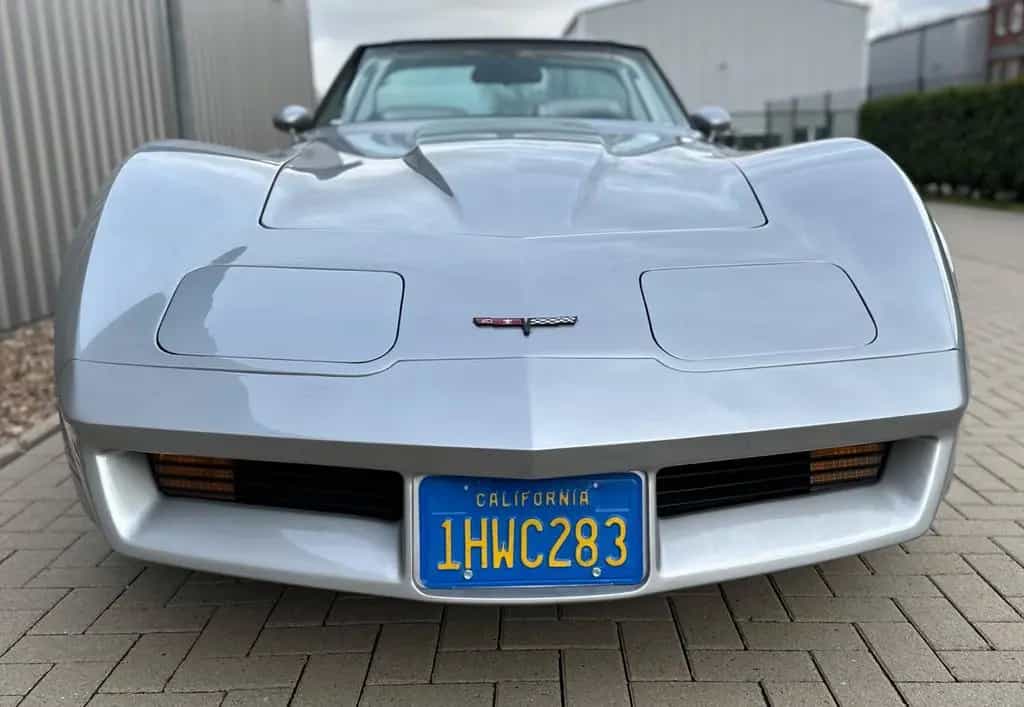 Corvette C3 Stingray T Top 07/1981-photo-2