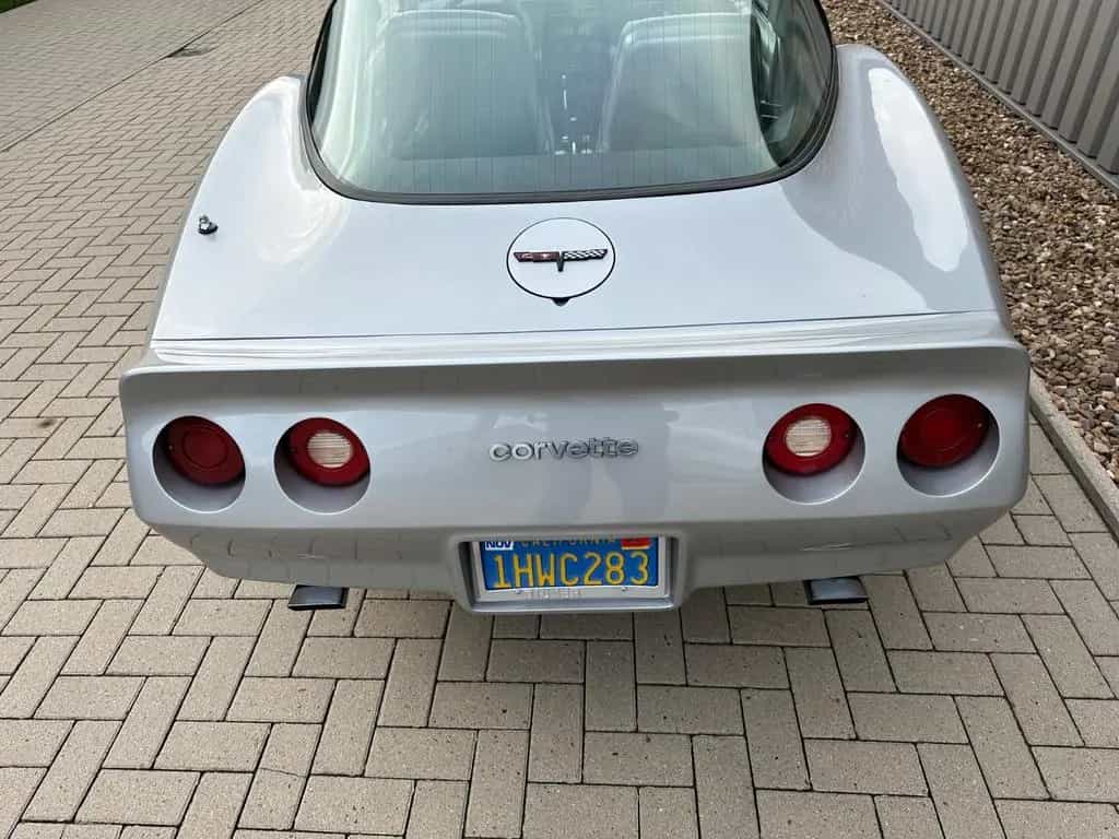 Corvette C3 Stingray T Top 07/1981-photo-7
