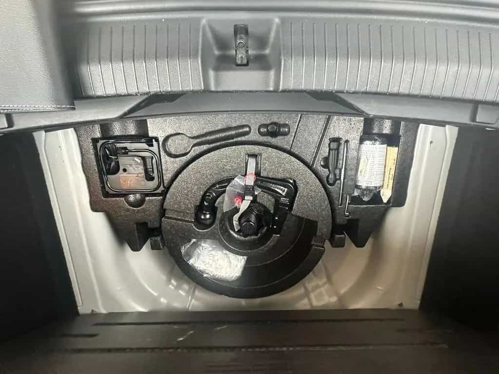 Other Volkswagen T-Roc 1.0 TSI Life 06/2023-photo-9