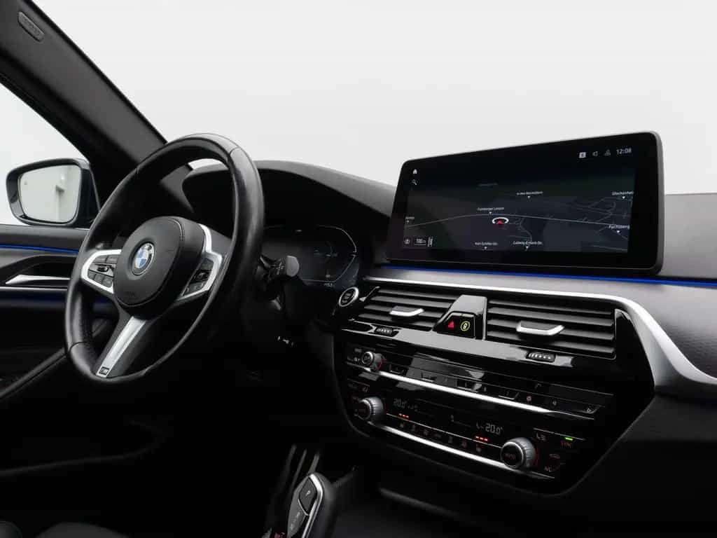 BMW 5 Series 530d M Sport Laser HUD DAB Komfort Alarm 18Zoll 07/2022-photo-35