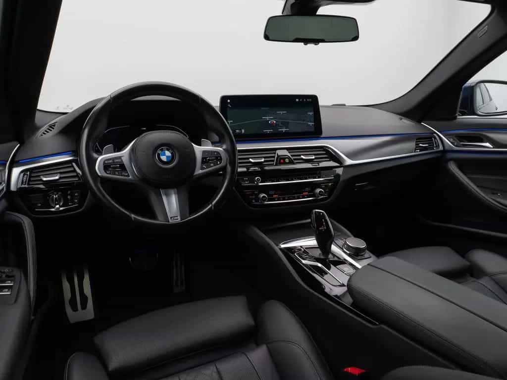 BMW 5 Series 530d M Sport Laser HUD DAB Komfort Alarm 18Zoll 07/2022-photo-36