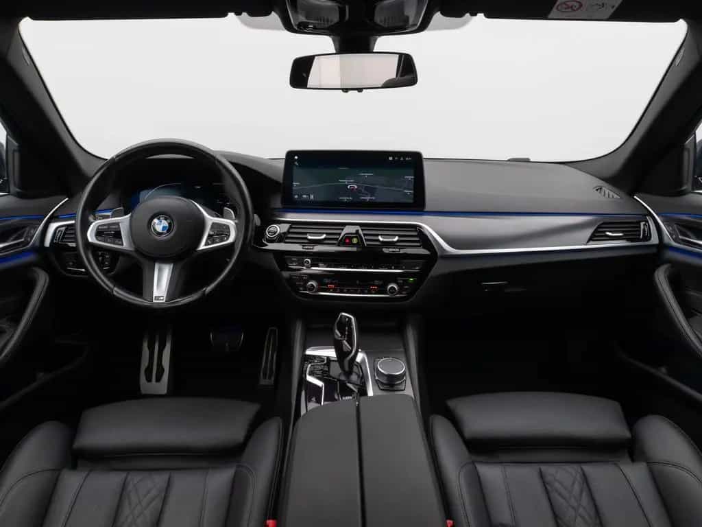 BMW 5 Series 530d M Sport Laser HUD DAB Komfort Alarm 18Zoll 07/2022-photo-37