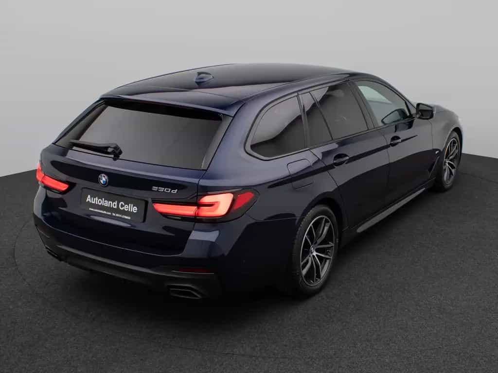 BMW 5 Series 530d M Sport Laser HUD DAB Komfort Alarm 18Zoll 07/2022-photo-6
