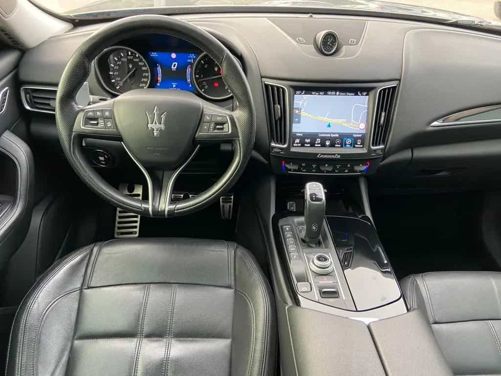 Maserati Levante 3.0 V6 GranSport 250cv auto my2 05/2020-photo-10