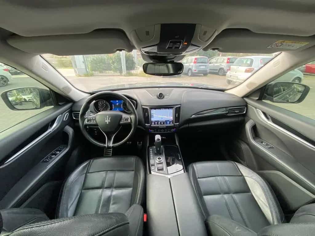 Maserati Levante 3.0 V6 GranSport 250cv auto my2 05/2020-photo-9