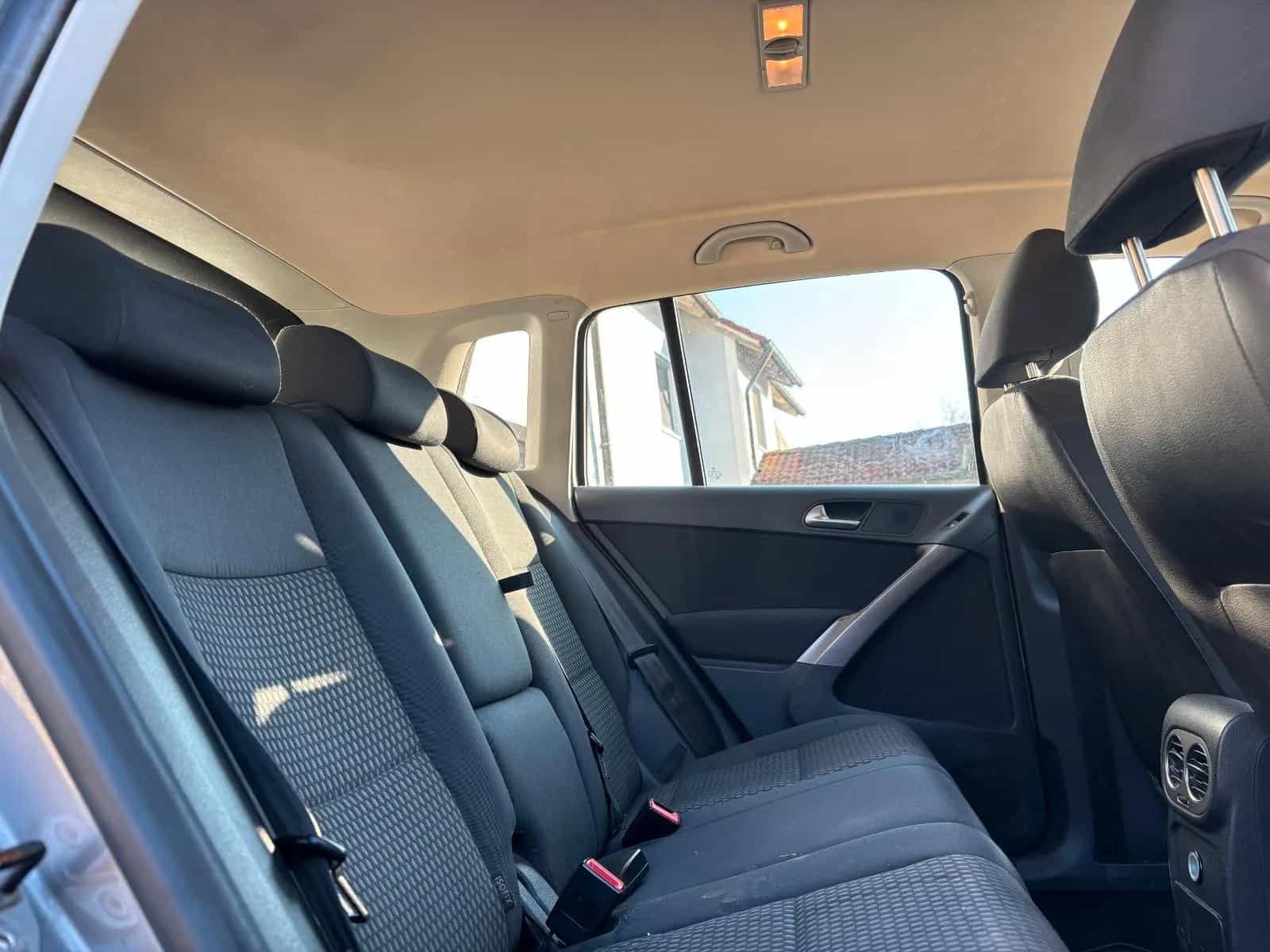 Volkswagen Tiguan 11/2009-photo-12