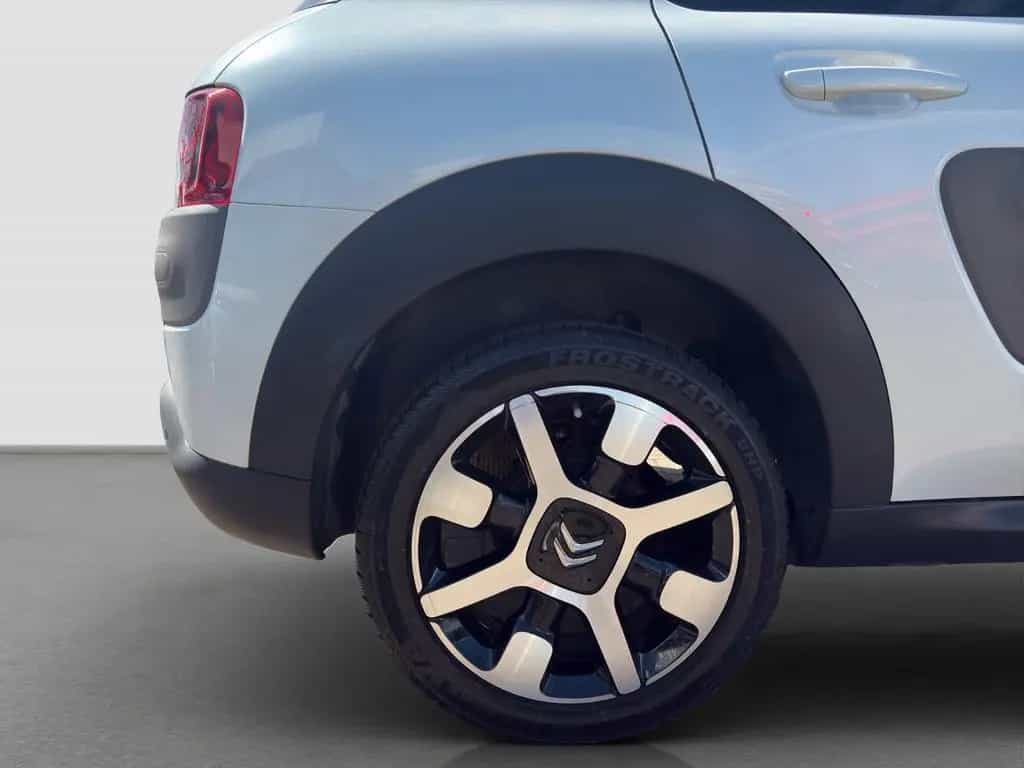 Citroën C4 Cactus Shine*Pano*SHZ*BT*Navi*Klima*DAB* 08/2016-photo-10