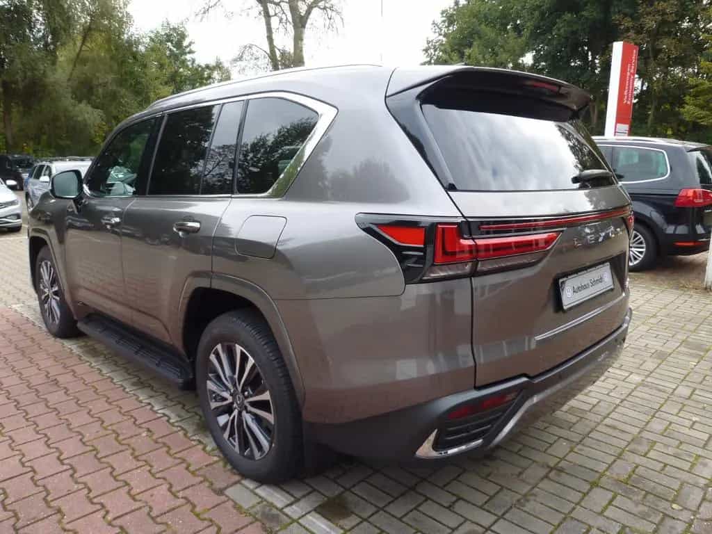 Lexus LX 500d SOFORT+FULL OPTION+STOCK BERLIN 06/2023-photo-3