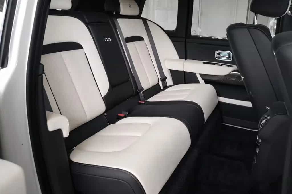 Rolls-Royce Cullinan BLACK BADGE*600*MANSORY*CARBON 04/2021-photo-6