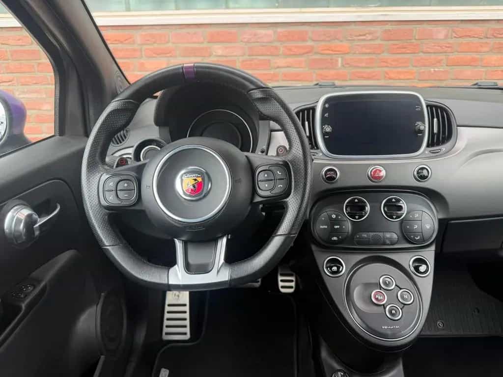 Abarth 500 595 Turismo Automatik /Leder/Xenon/Sitzhzg 08/2018-photo-14
