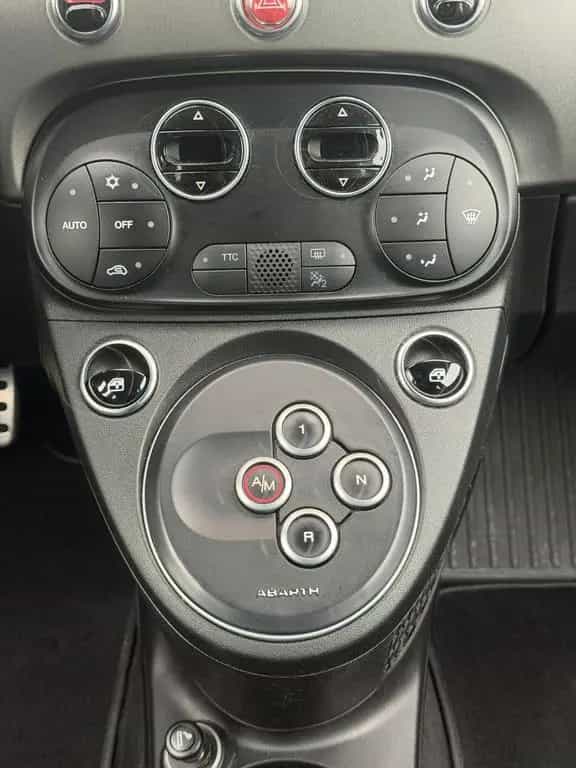 Abarth 500 595 Turismo Automatik /Leder/Xenon/Sitzhzg 08/2018-photo-23