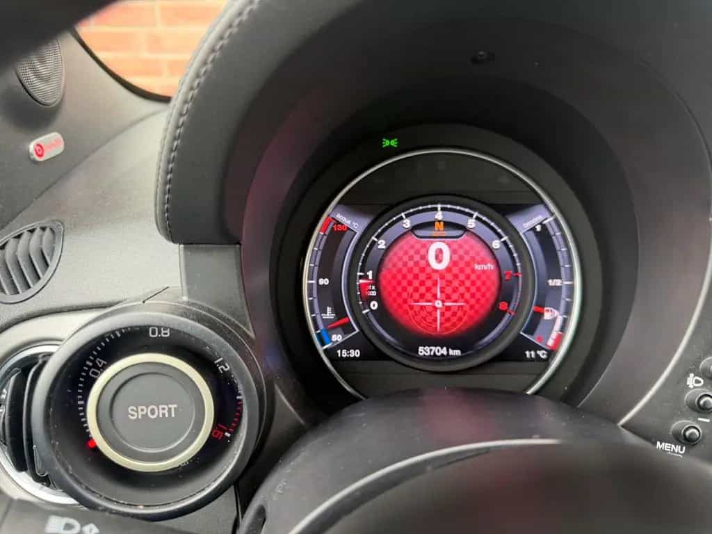 Abarth 500 595 Turismo Automatik /Leder/Xenon/Sitzhzg 08/2018-photo-24