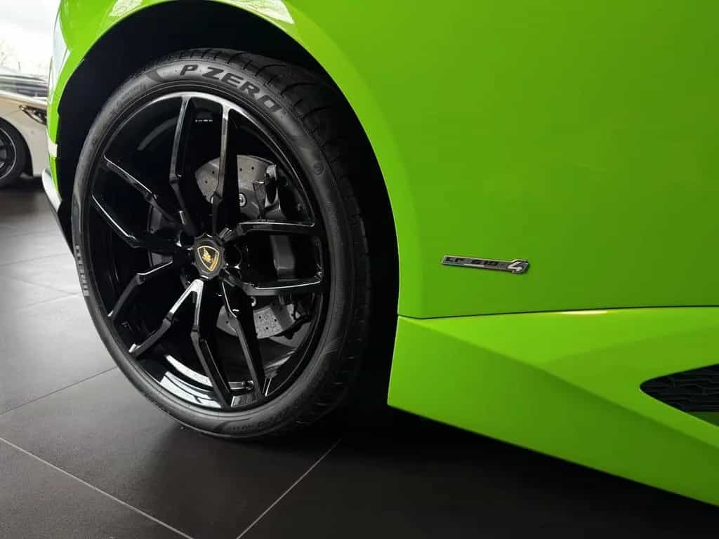 Lamborghini Huracán LP 610-4 07/2017-photo-21