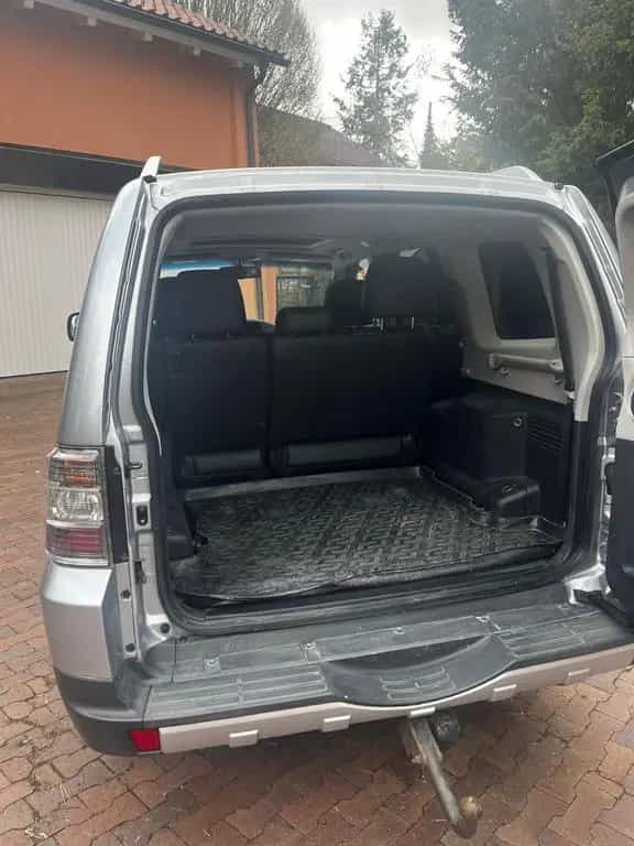 Mitsubishi Pajero 3,2 DI-D 08/2007-photo-6