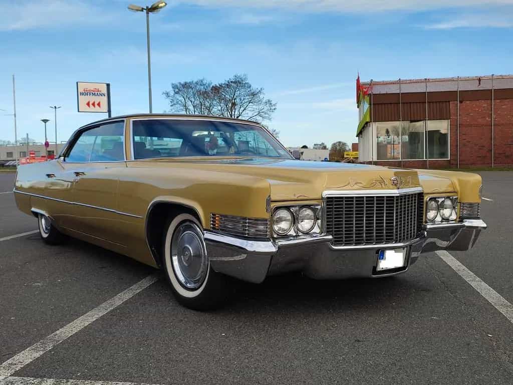 Cadillac Sedan Deville 02/1970-photo-1