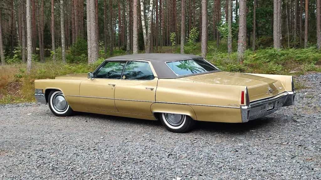 Cadillac Sedan Deville 02/1970-photo-3