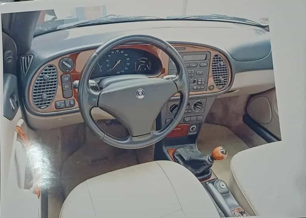 Saab 900 2.0 T SE Cabrio SE 04/1995-photo-3