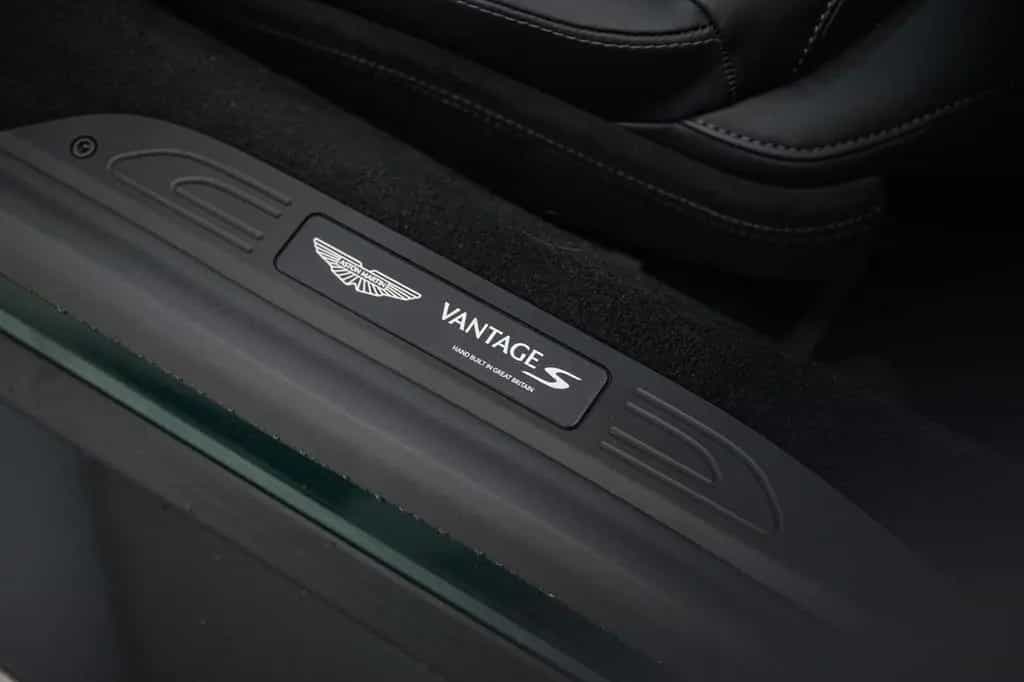 Aston Martin Vantage S Roadster MY26 |S-Highlights CCM Brakes 01/2026-photo-20