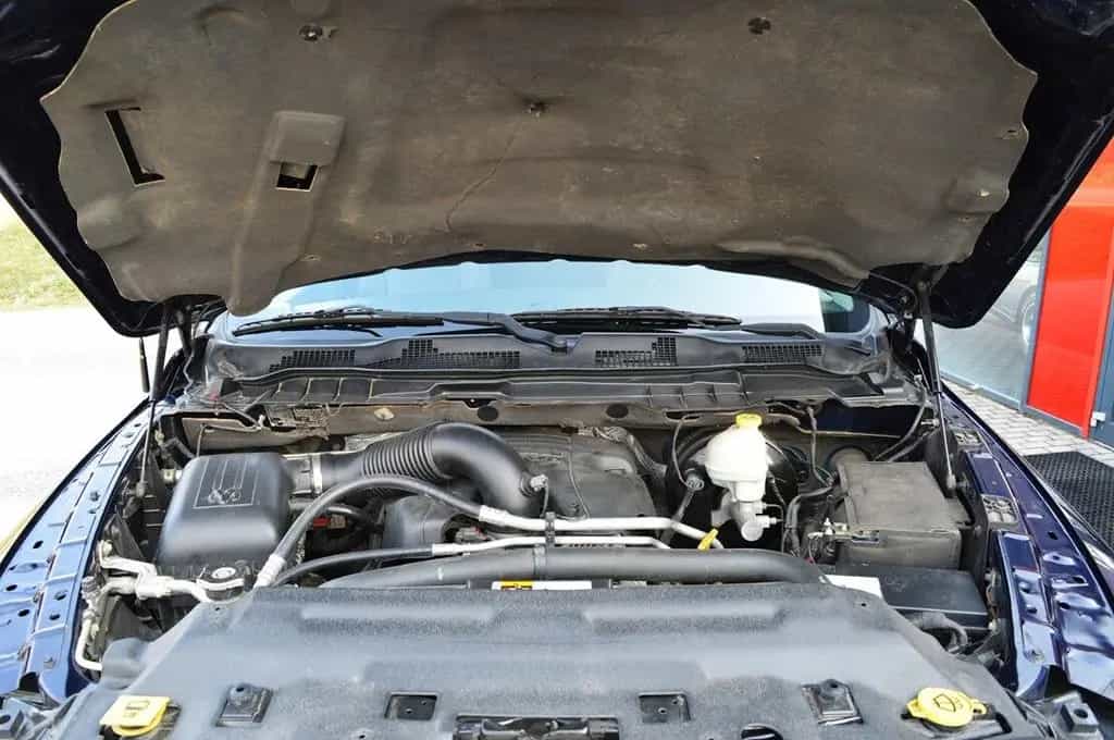 Dodge RAM Laramie Quad Cab 6" Lift 01/2014-photo-22