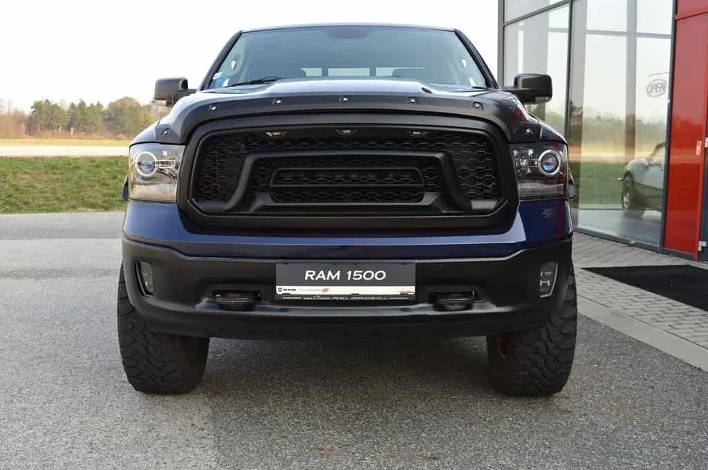 Dodge RAM Laramie Quad Cab 6" Lift 01/2014-photo-3