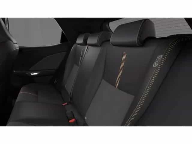 Lexus LBX FWD Cool *LED*360°*M Levinson*HUD*el. Heck* 03/2026-photo-9
