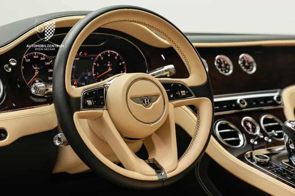 Bentley Continental GT W12 Mulliner/Touring/Rot.Display 07/2020-photo-22